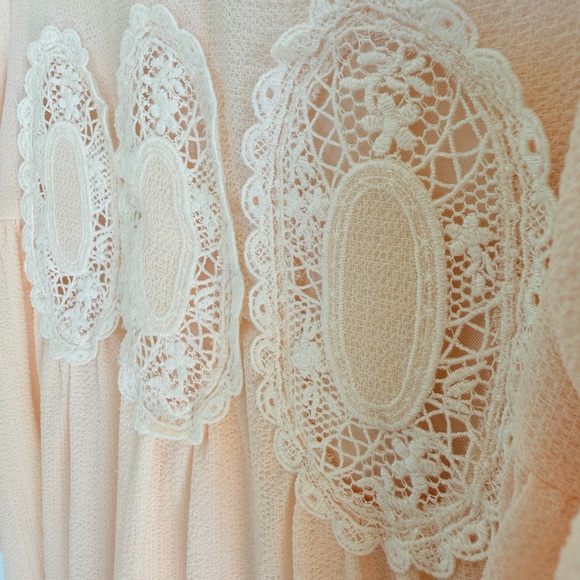 Chloé Embroidered Pink Balloon Sleeve Dress - Picture 3 of 6